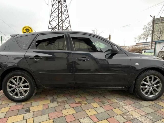 Черный Мазда 3, объемом двигателя 1.6 л и пробегом 265 тыс. км за 5800 $, фото 7 на Automoto.ua