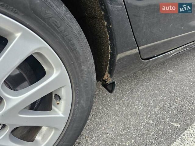 Черный Мазда 3, объемом двигателя 1.6 л и пробегом 183 тыс. км за 5000 $, фото 4 на Automoto.ua