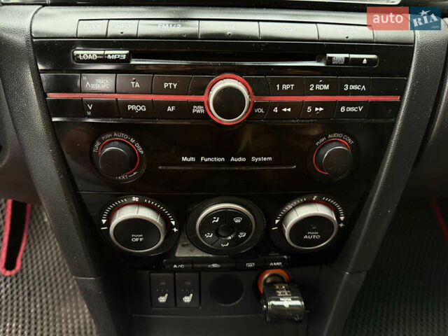 Черный Мазда 3, объемом двигателя 2 л и пробегом 274 тыс. км за 6800 $, фото 25 на Automoto.ua