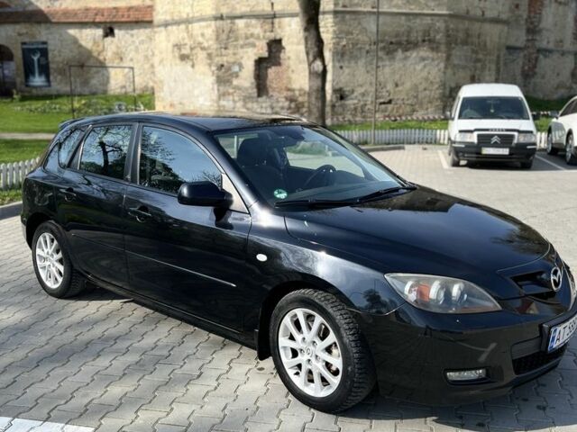 Черный Мазда 3, объемом двигателя 1.6 л и пробегом 203 тыс. км за 5000 $, фото 1 на Automoto.ua