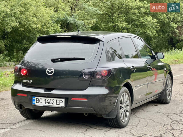 Черный Мазда 3, объемом двигателя 1.6 л и пробегом 165 тыс. км за 4299 $, фото 8 на Automoto.ua