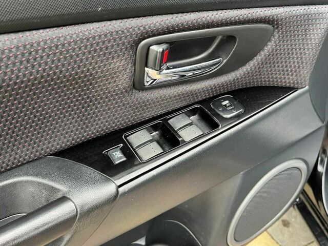 Черный Мазда 3, объемом двигателя 1.6 л и пробегом 265 тыс. км за 5800 $, фото 21 на Automoto.ua