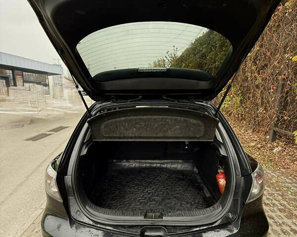 Черный Мазда 3, объемом двигателя 2 л и пробегом 274 тыс. км за 6800 $, фото 15 на Automoto.ua