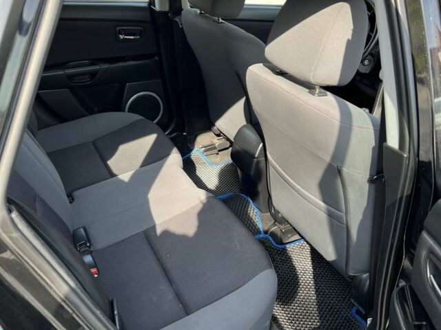 Черный Мазда 3, объемом двигателя 1.6 л и пробегом 203 тыс. км за 5000 $, фото 4 на Automoto.ua