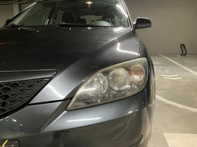 Чорний Мазда 3, об'ємом двигуна 1.6 л та пробігом 275 тис. км за 4790 $, фото 6 на Automoto.ua