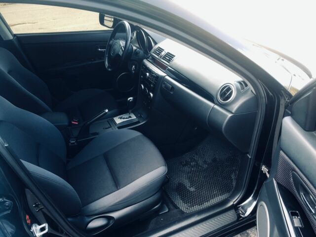 Чорний Мазда 3, об'ємом двигуна 1.6 л та пробігом 191 тис. км за 6500 $, фото 10 на Automoto.ua