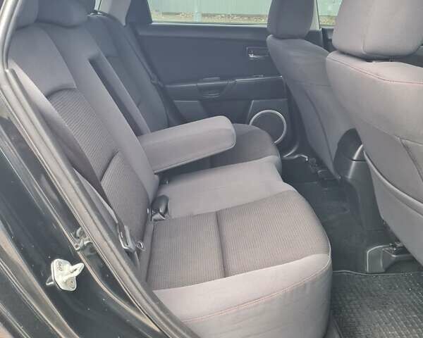 Черный Мазда 3, объемом двигателя 1.6 л и пробегом 182 тыс. км за 5500 $, фото 29 на Automoto.ua