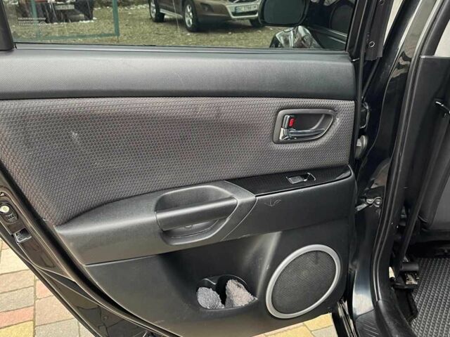 Черный Мазда 3, объемом двигателя 1.6 л и пробегом 265 тыс. км за 5800 $, фото 22 на Automoto.ua