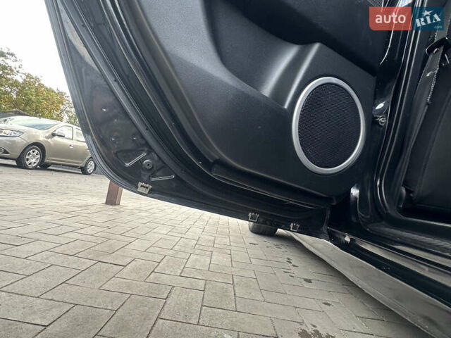 Чорний Мазда 3, об'ємом двигуна 1.6 л та пробігом 215 тис. км за 5500 $, фото 23 на Automoto.ua