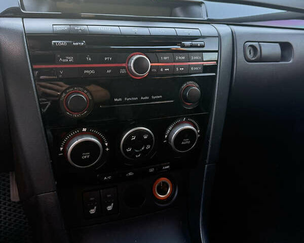 Черный Мазда 3, объемом двигателя 1.6 л и пробегом 211 тыс. км за 5999 $, фото 9 на Automoto.ua