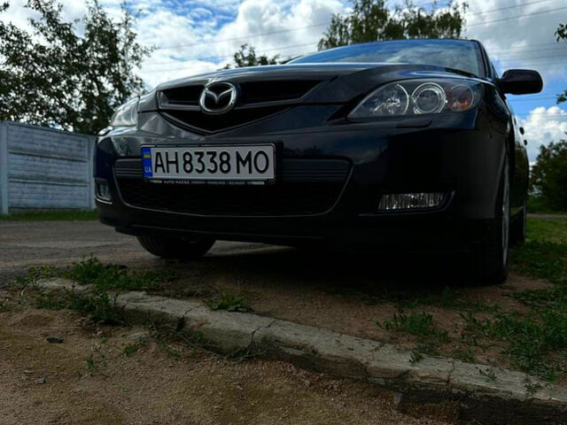 Черный Мазда 3, объемом двигателя 1.6 л и пробегом 203 тыс. км за 6800 $, фото 1 на Automoto.ua