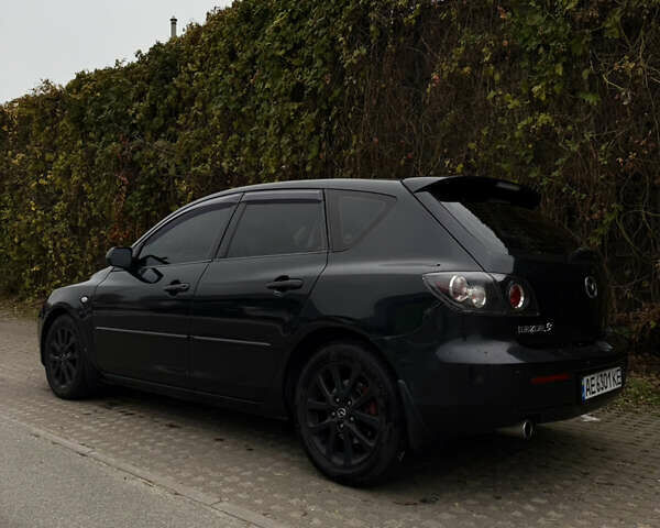 Черный Мазда 3, объемом двигателя 2 л и пробегом 274 тыс. км за 6800 $, фото 10 на Automoto.ua