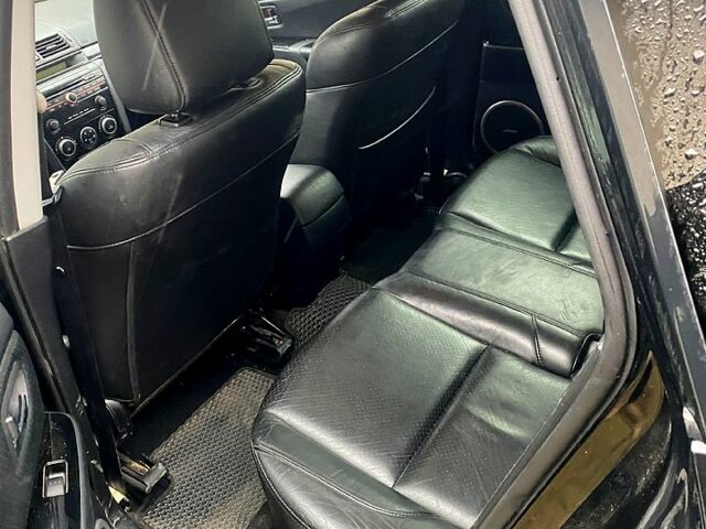 Черный Мазда 3, объемом двигателя 2 л и пробегом 21100 тыс. км за 6000 $, фото 6 на Automoto.ua