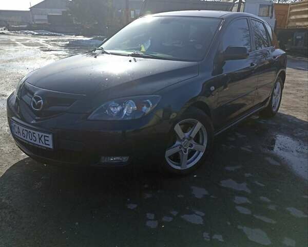 Черный Мазда 3, объемом двигателя 2 л и пробегом 160 тыс. км за 5800 $, фото 6 на Automoto.ua