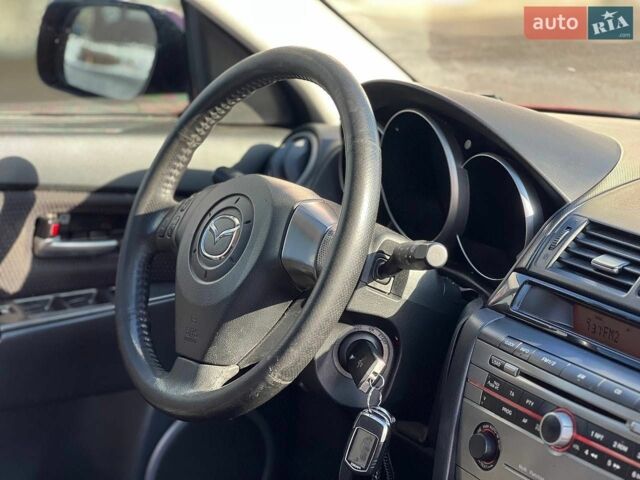 Черный Мазда 3, объемом двигателя 1.6 л и пробегом 270 тыс. км за 3250 $, фото 9 на Automoto.ua