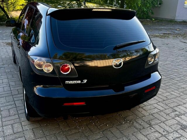 Черный Мазда 3, объемом двигателя 0 л и пробегом 163 тыс. км за 4700 $, фото 1 на Automoto.ua