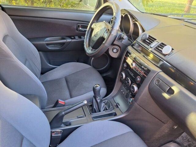 Чорний Мазда 3, об'ємом двигуна 2 л та пробігом 198 тис. км за 5200 $, фото 1 на Automoto.ua