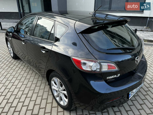 Черный Мазда 3, объемом двигателя 1.6 л и пробегом 235 тыс. км за 5799 $, фото 6 на Automoto.ua