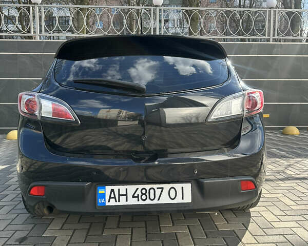 Черный Мазда 3, объемом двигателя 1.6 л и пробегом 214 тыс. км за 6500 $, фото 5 на Automoto.ua