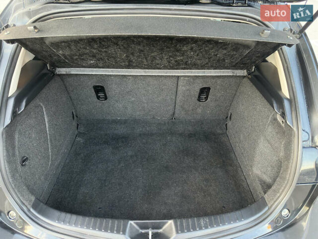 Черный Мазда 3, объемом двигателя 1.6 л и пробегом 127 тыс. км за 7500 $, фото 26 на Automoto.ua