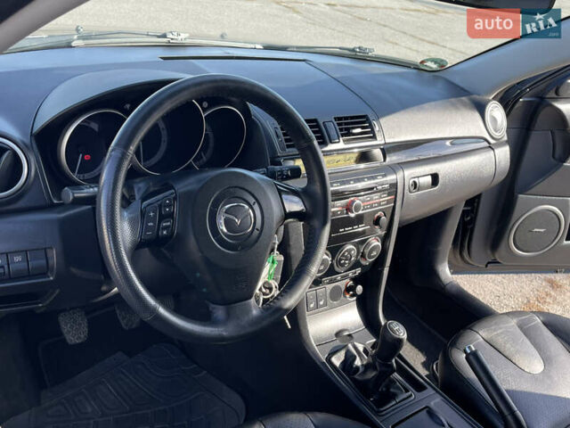 Черный Мазда 3, объемом двигателя 1.6 л и пробегом 107 тыс. км за 7400 $, фото 29 на Automoto.ua