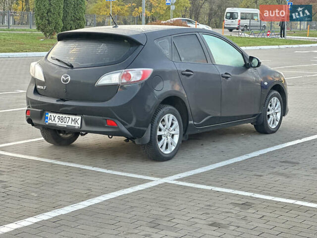 Черный Мазда 3, объемом двигателя 1.6 л и пробегом 127 тыс. км за 7500 $, фото 15 на Automoto.ua