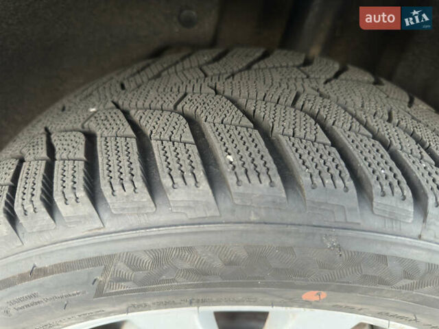 Черный Мазда 3, объемом двигателя 1.6 л и пробегом 127 тыс. км за 7500 $, фото 23 на Automoto.ua