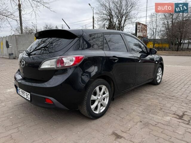 Черный Мазда 3, объемом двигателя 1.6 л и пробегом 268 тыс. км за 5800 $, фото 6 на Automoto.ua