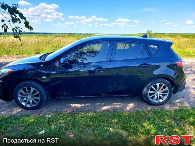 Черный Мазда 3, объемом двигателя 1.6 л и пробегом 299 тыс. км за 6800 $, фото 3 на Automoto.ua