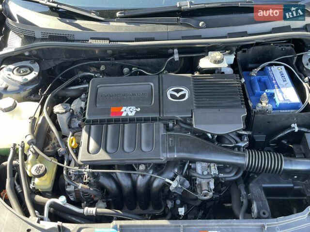 Черный Мазда 3, объемом двигателя 1.6 л и пробегом 107 тыс. км за 7400 $, фото 57 на Automoto.ua
