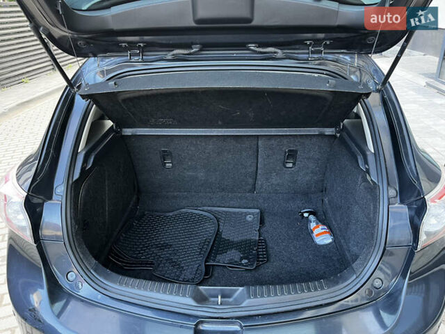 Черный Мазда 3, объемом двигателя 1.6 л и пробегом 235 тыс. км за 5799 $, фото 30 на Automoto.ua