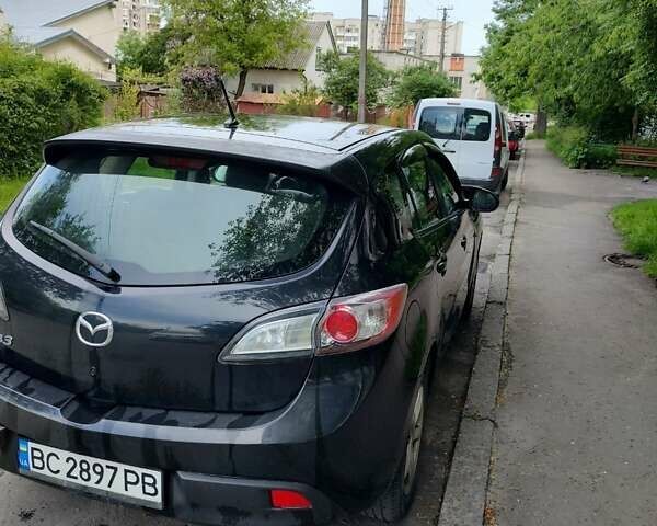Черный Мазда 3, объемом двигателя 1.56 л и пробегом 340 тыс. км за 5300 $, фото 6 на Automoto.ua