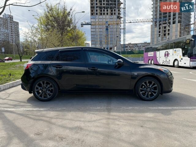Чорний Мазда 3, об'ємом двигуна 1.6 л та пробігом 252 тис. км за 7200 $, фото 4 на Automoto.ua