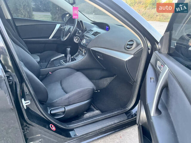 Чорний Мазда 3, об'ємом двигуна 1.6 л та пробігом 213 тис. км за 6900 $, фото 36 на Automoto.ua