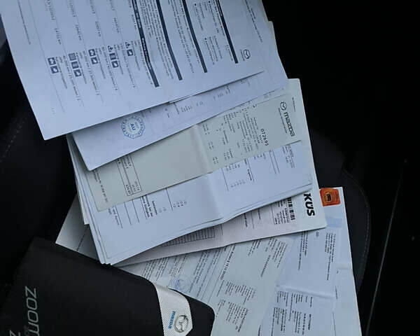 Чорний Мазда 3, об'ємом двигуна 1.6 л та пробігом 213 тис. км за 6900 $, фото 44 на Automoto.ua