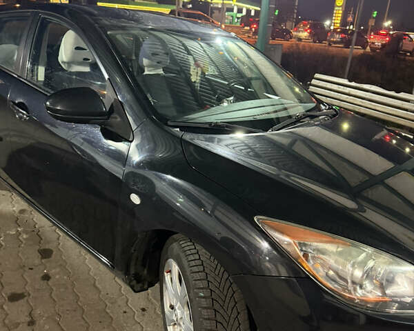 Черный Мазда 3, объемом двигателя 1.56 л и пробегом 243 тыс. км за 6300 $, фото 3 на Automoto.ua