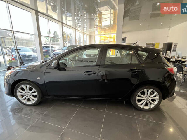 Черный Мазда 3, объемом двигателя 1.6 л и пробегом 219 тыс. км за 6700 $, фото 3 на Automoto.ua