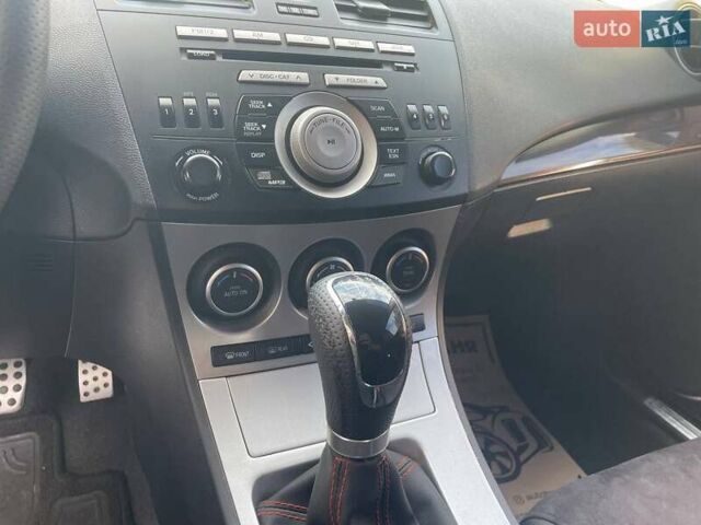 Черный Мазда 3, объемом двигателя 2.3 л и пробегом 194 тыс. км за 11900 $, фото 7 на Automoto.ua