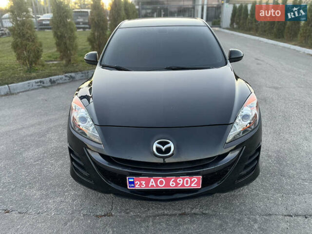 Чорний Мазда 3, об'ємом двигуна 1.6 л та пробігом 213 тис. км за 6900 $, фото 4 на Automoto.ua