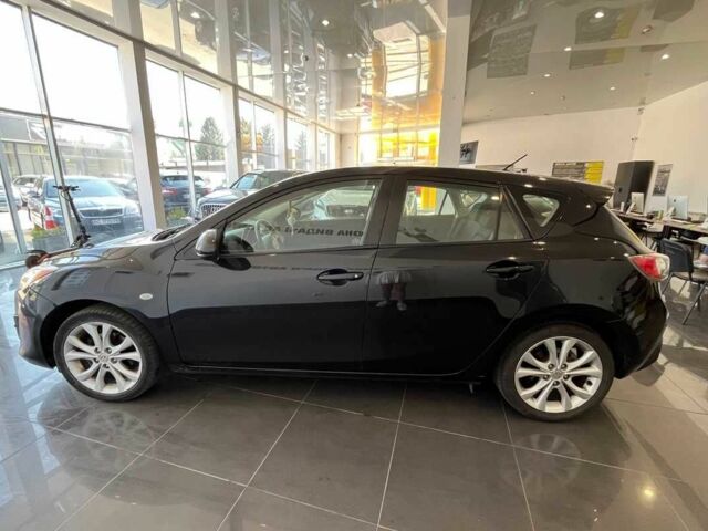 Черный Мазда 3, объемом двигателя 1.6 л и пробегом 219 тыс. км за 6700 $, фото 3 на Automoto.ua