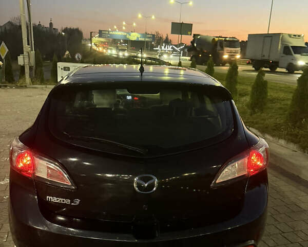Черный Мазда 3, объемом двигателя 1.56 л и пробегом 243 тыс. км за 6300 $, фото 10 на Automoto.ua