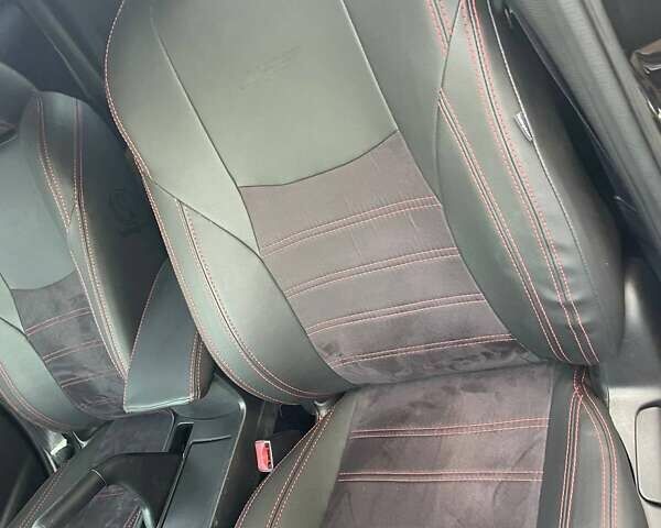 Черный Мазда 3, объемом двигателя 2.3 л и пробегом 194 тыс. км за 11900 $, фото 1 на Automoto.ua