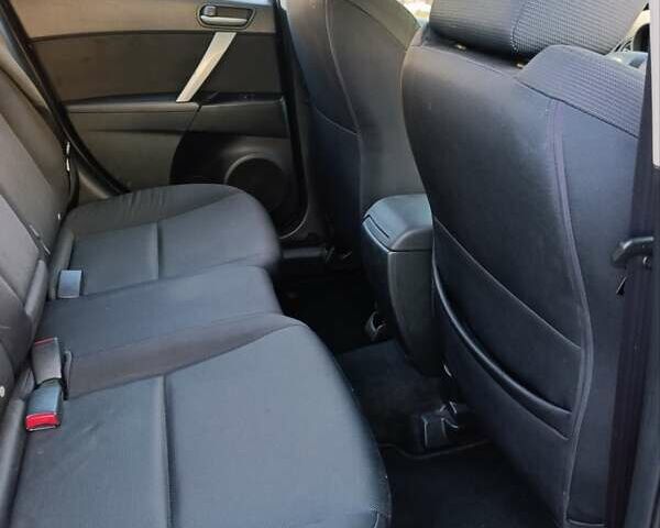 Черный Мазда 3, объемом двигателя 2 л и пробегом 238 тыс. км за 8700 $, фото 67 на Automoto.ua