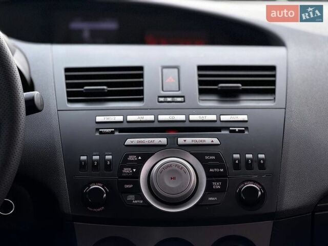 Черный Мазда 3, объемом двигателя 2.26 л и пробегом 192 тыс. км за 10200 $, фото 43 на Automoto.ua