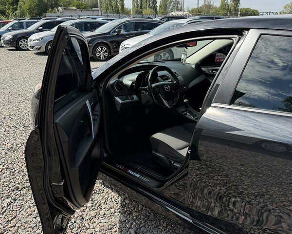 Чорний Мазда 3, об'ємом двигуна 2.5 л та пробігом 288 тис. км за 8300 $, фото 6 на Automoto.ua