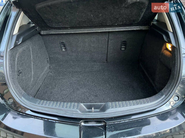 Черный Мазда 3, объемом двигателя 1.6 л и пробегом 145 тыс. км за 7799 $, фото 19 на Automoto.ua