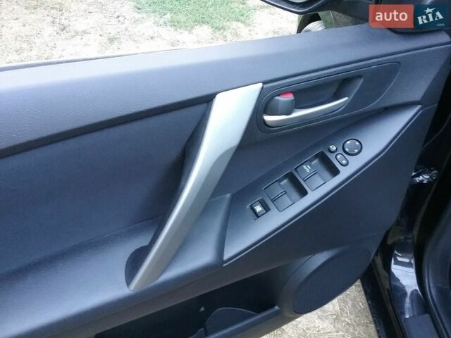 Чорний Мазда 3, об'ємом двигуна 1.6 л та пробігом 156 тис. км за 8300 $, фото 70 на Automoto.ua