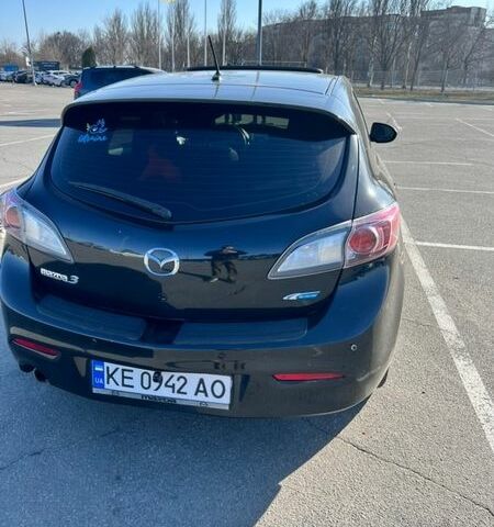 Чорний Мазда 3, об'ємом двигуна 2 л та пробігом 136 тис. км за 7800 $, фото 6 на Automoto.ua