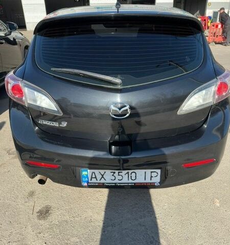 Черный Мазда 3, объемом двигателя 1.6 л и пробегом 282 тыс. км за 6500 $, фото 4 на Automoto.ua