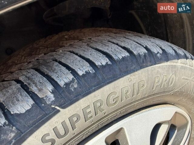 Чорний Мазда 3, об'ємом двигуна 2 л та пробігом 193 тис. км за 8762 $, фото 71 на Automoto.ua